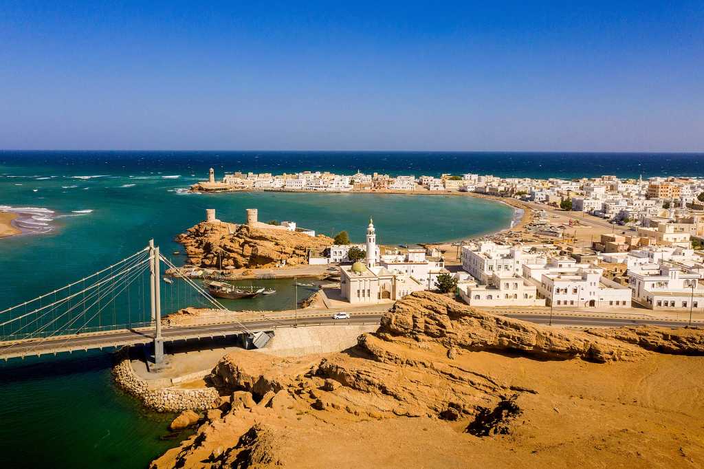 CIO | Middle East > Oman > Muscat > Muttrah Corniche > Coastline / waterfront / shoreline