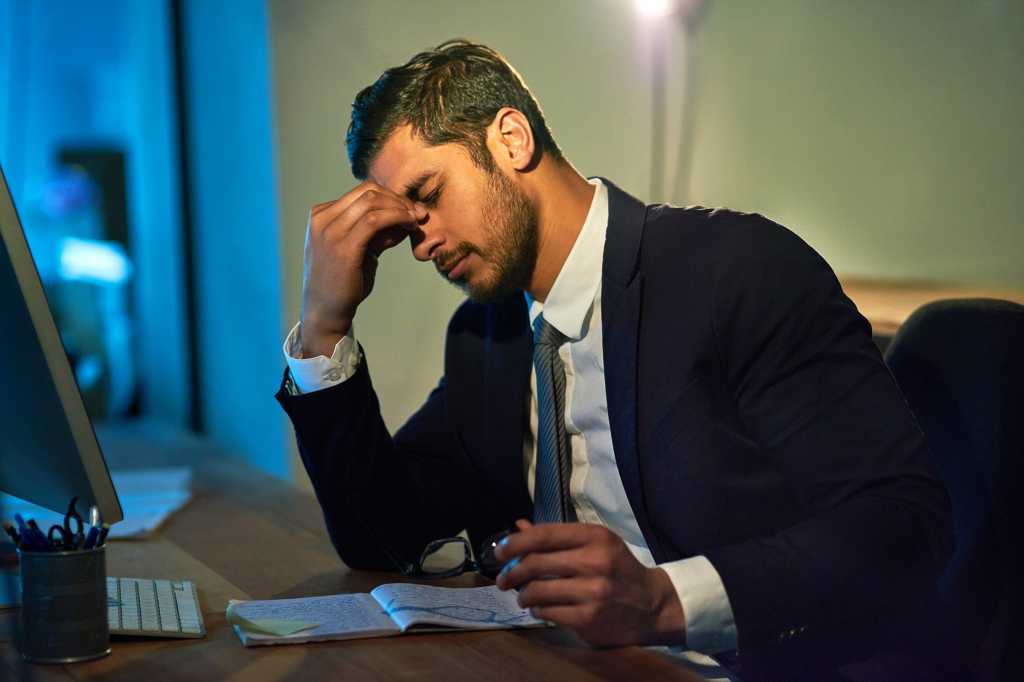 CIO | Middle East > Stress / fatigue / working late